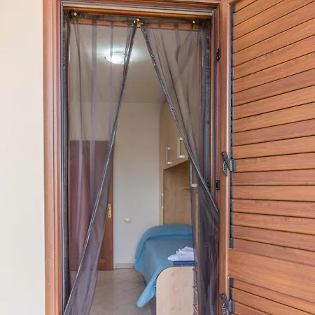 Διαμέρισμα Guesthost Birght Flat With Terrace & Private Parking! *