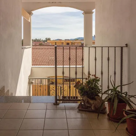 Bright Flat With Terrace & Private Parking! Apartment Olbia